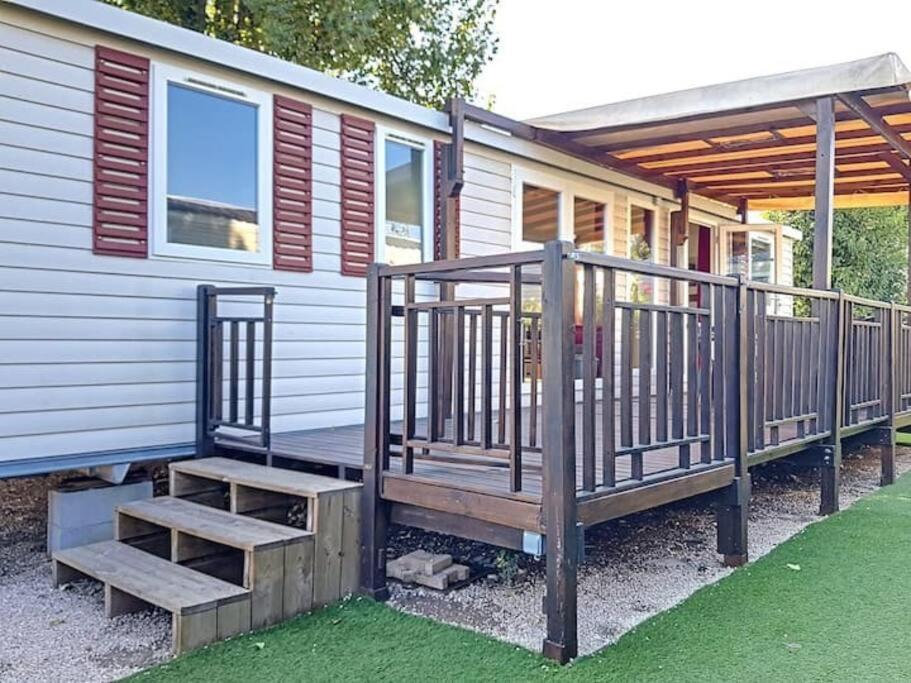 Le Moorea Mobilhome Le Montourey 4 Etoiles Campsite *